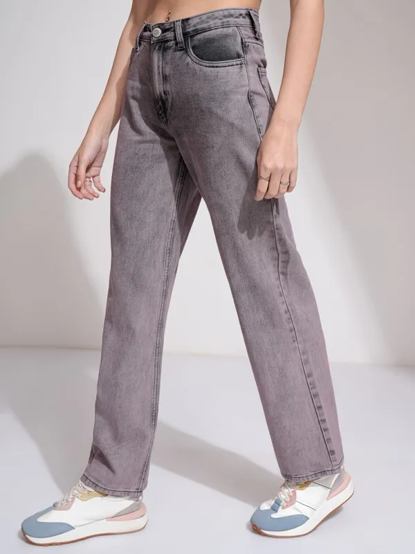 Women Straight Fit Jeans