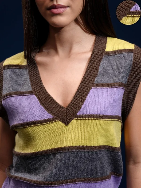 Tokyo Talkies Women Brown V-Neck Sweater