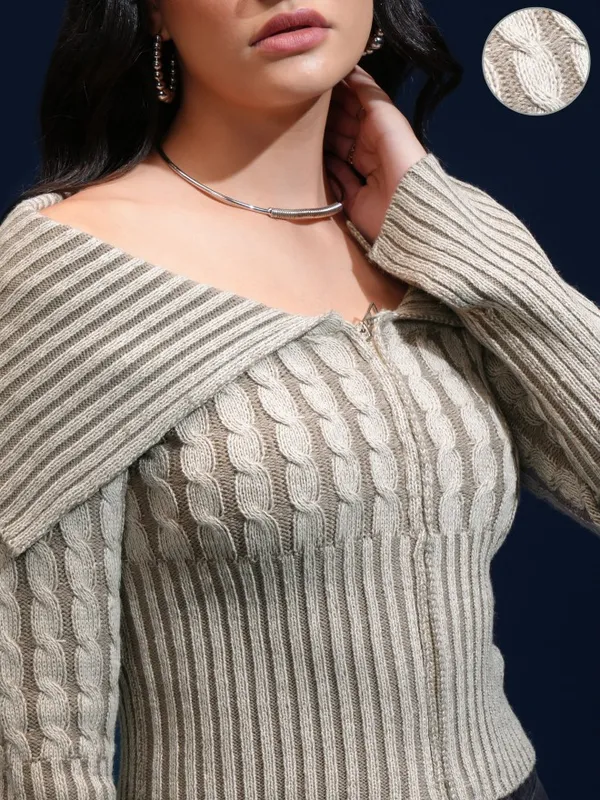 Women Self Design Sweater