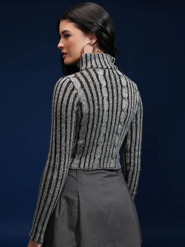 Women Self Design Sweater