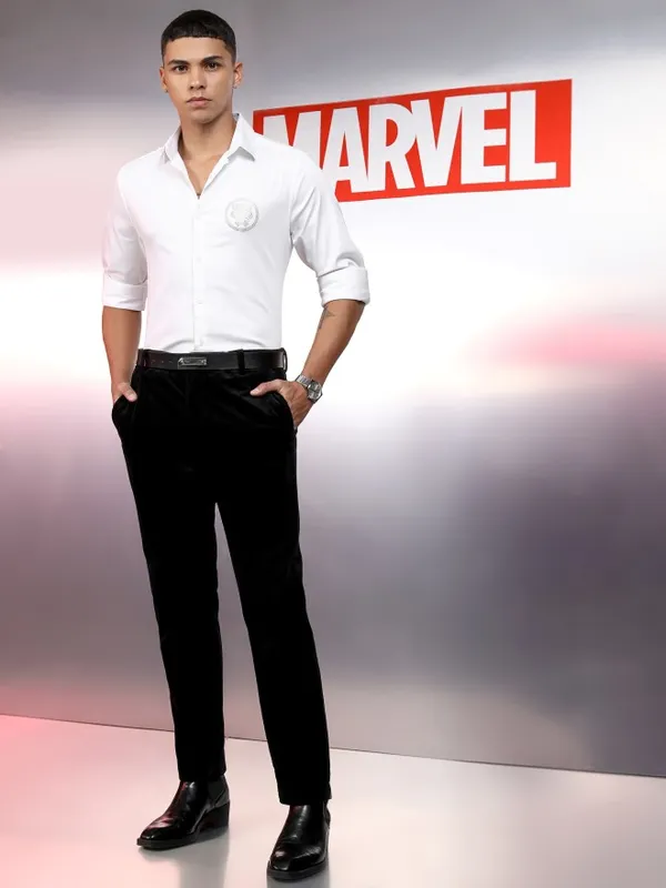 Marvel By Highlander Men White Black Panther Solid Slim Fit Casual Shirt