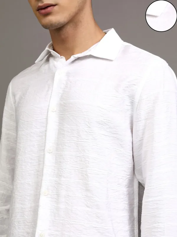 Highlander Men White Textured Regular Fit Casual Shirt