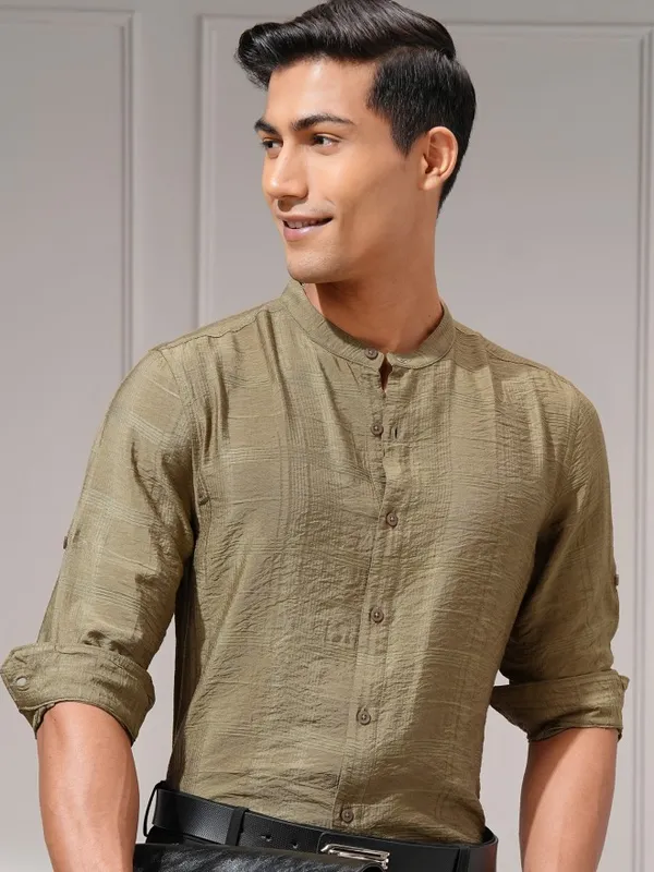 Highlander Men Beige Self Design Regular Fit Casual Shirt