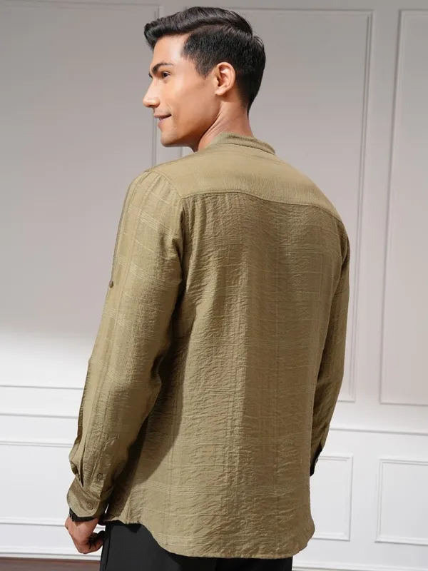Highlander Men Beige Self Design Regular Fit Casual Shirt