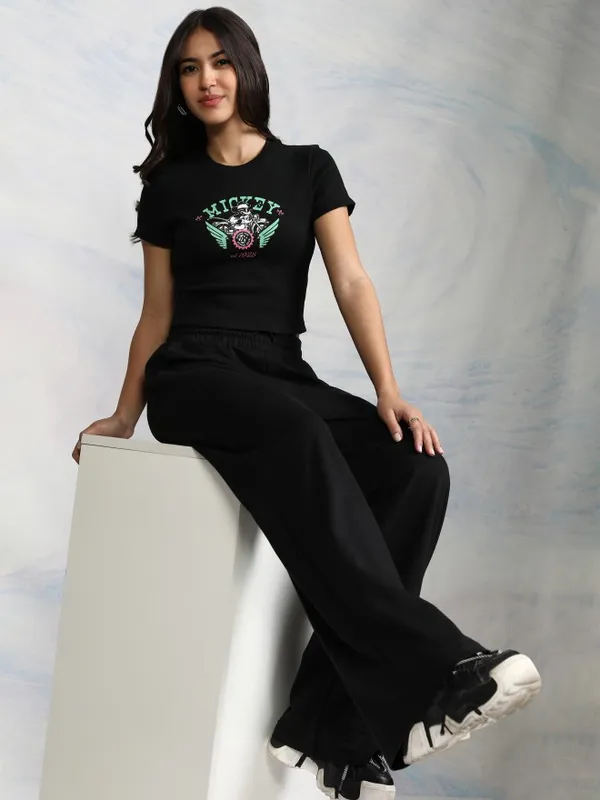 Disney By Tokyo Talkies Women Black Mickey Mouse Printed Round Neck T-Shirt