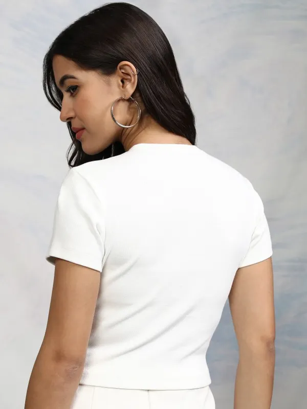 Disney By Tokyo Talkies Women White Mickey Mouse Printed Round Neck T-Shirt