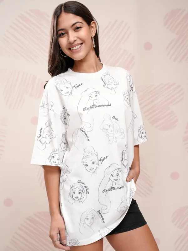 Disney By Tokyo Talkies Women White Disney Princess Printed Round Neck T-Shirt