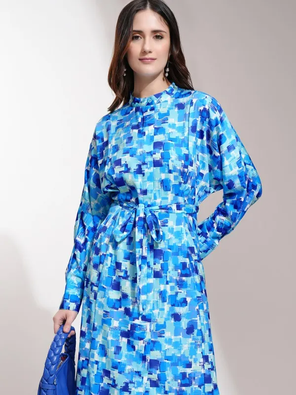 Tokyo Talkies Women Blue Printed Fit and Flare Dress