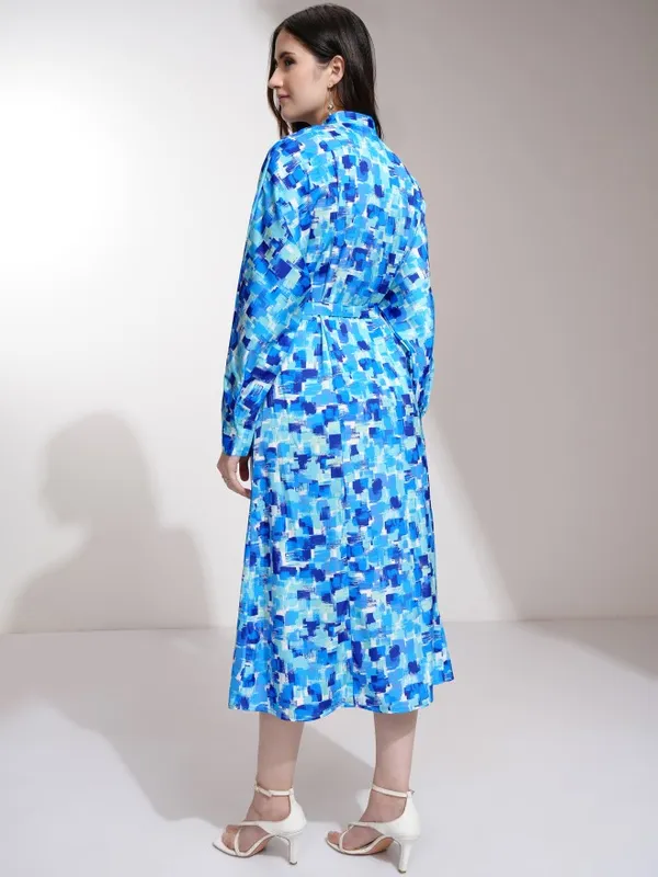 Tokyo Talkies Women Blue Printed Fit and Flare Dress