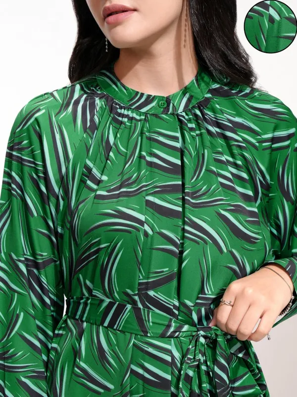 Tokyo Talkies Women Green Printed Fit And Flare Dress