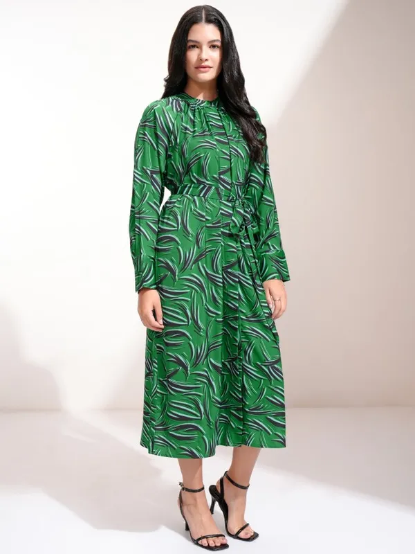 Tokyo Talkies Women Green Printed Fit And Flare Dress