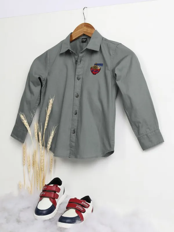 Hoop Kids Boys Olive Self Design Slim Fit Casual Shirt