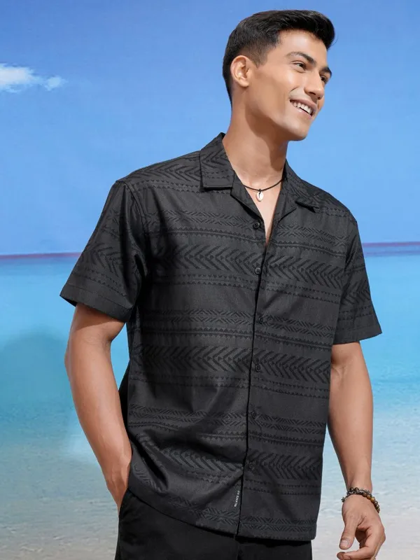 Locomotive Men Black Printed Relaxed Fit Casual Shirt