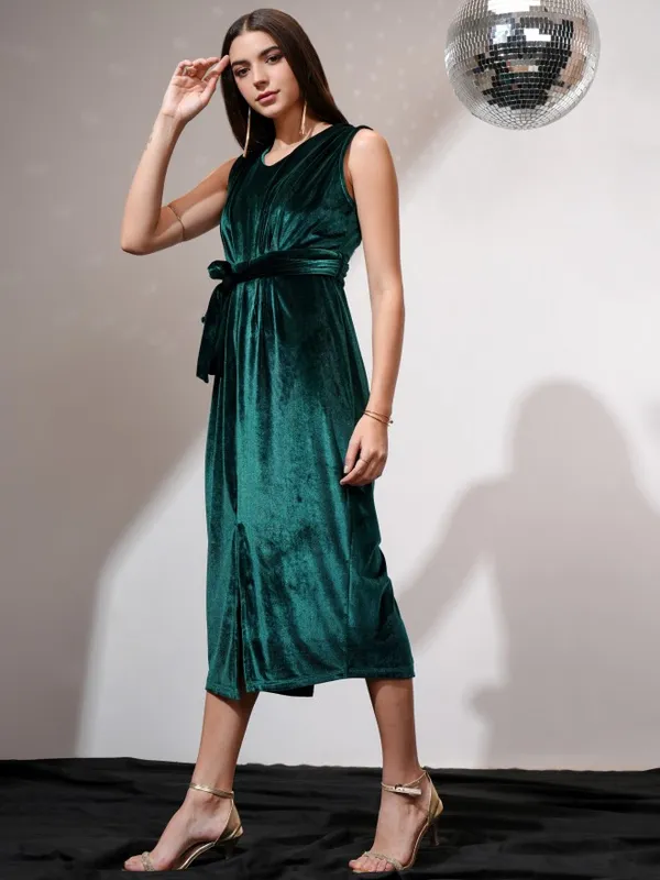 Tokyo Talkies Women Green Solid Sheath Dress