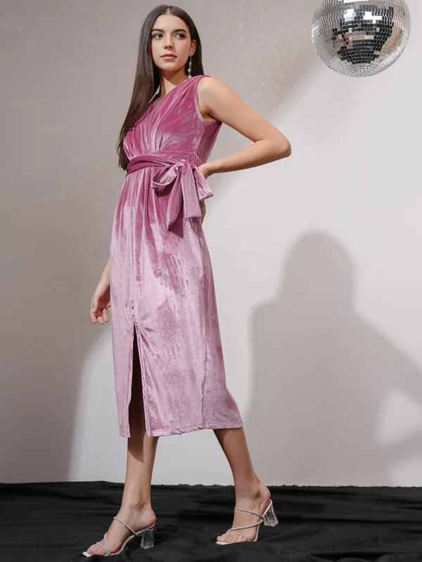 Tokyo Talkies Women Pink Solid Sheath Dress