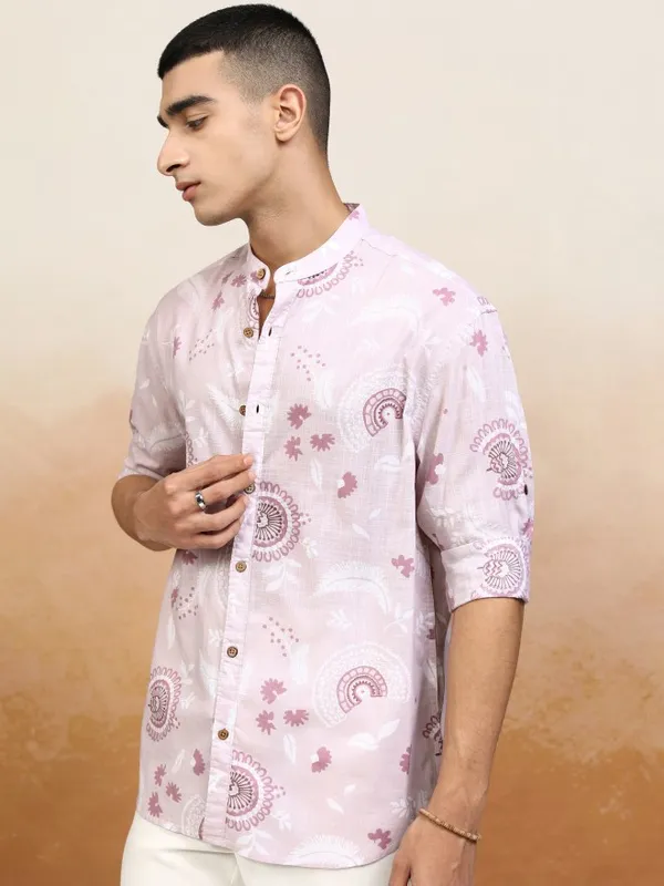 Highlander Men Pink Printed Relaxed Fit Casual Shirt
