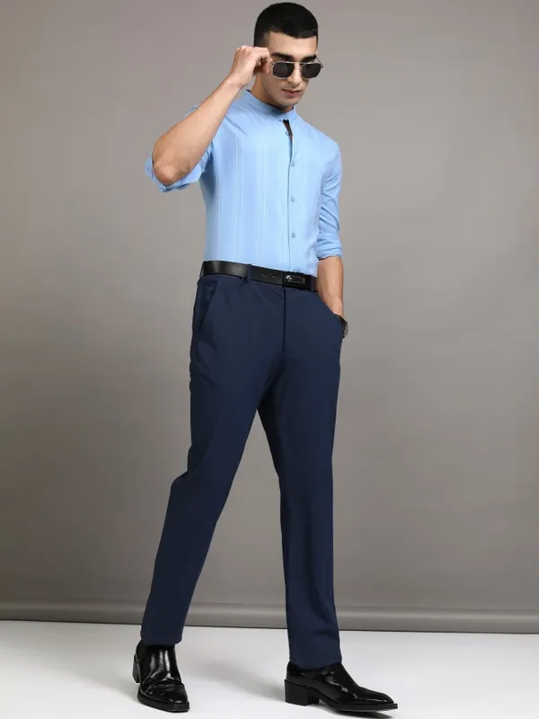 Highlander Men Blue Striped Regular Fit Casual Shirt