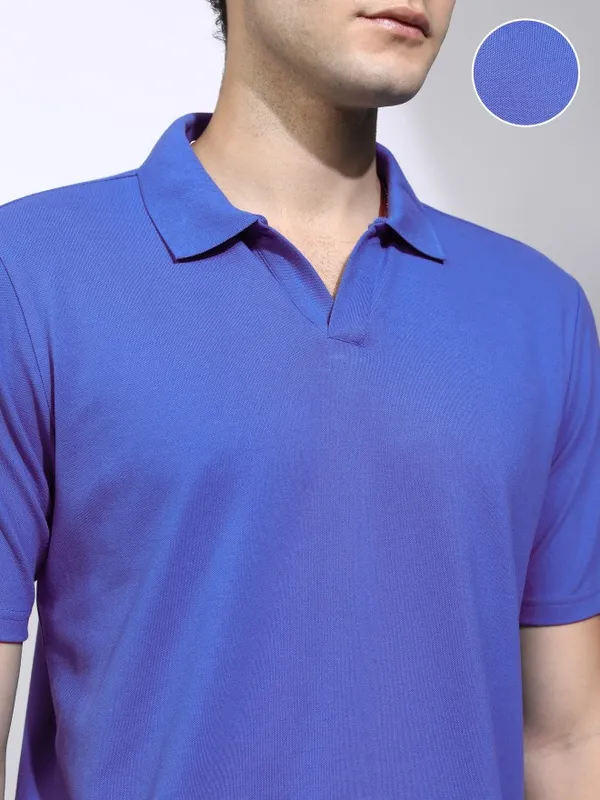 Highlander Men Blue Solid Polo Collar T-Shirt