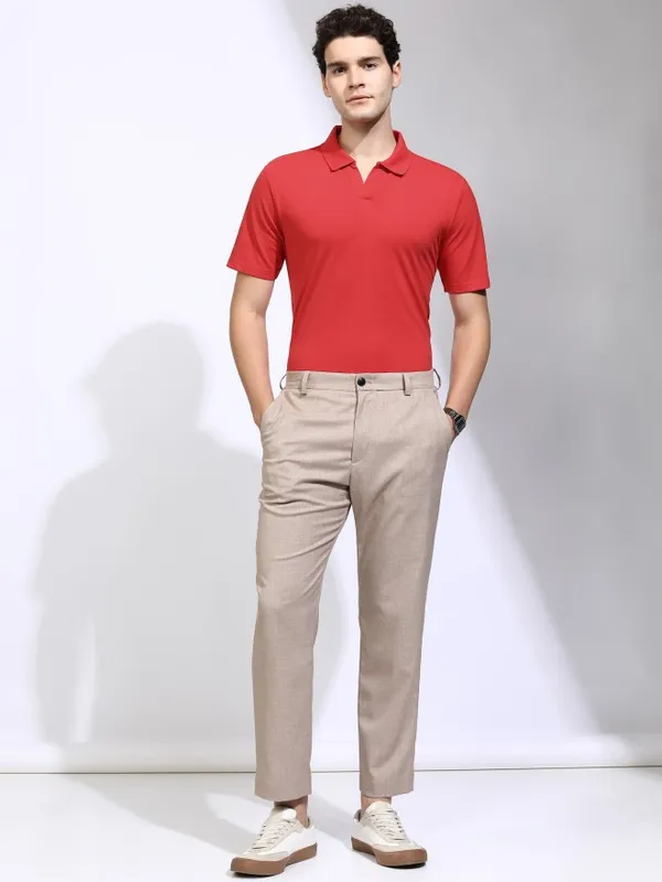 Highlander Men Red Solid Polo Collar T-Shirt