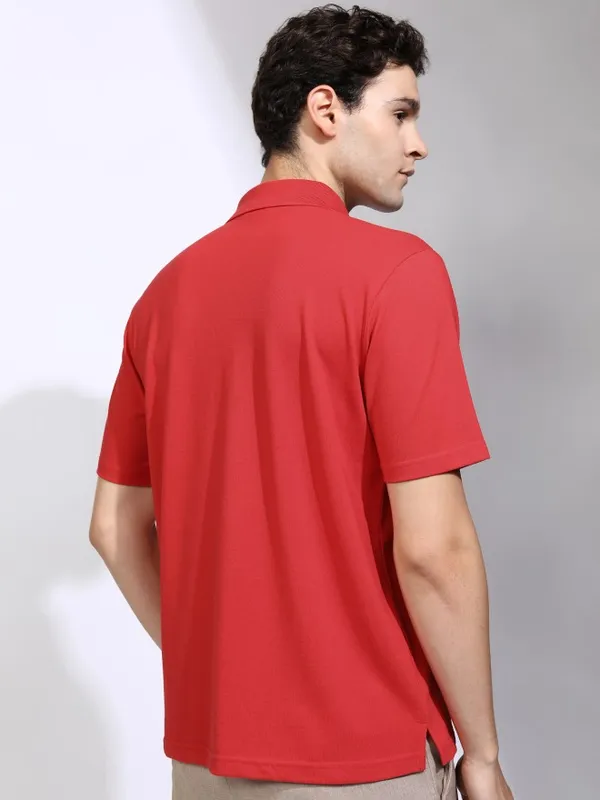 Highlander Men Red Solid Polo Collar T-Shirt
