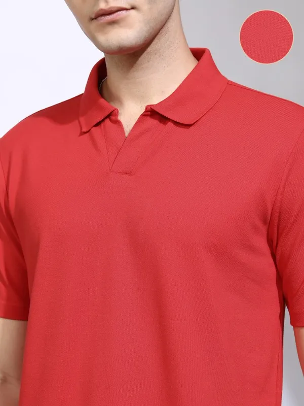 Highlander Men Red Solid Polo Collar T-Shirt