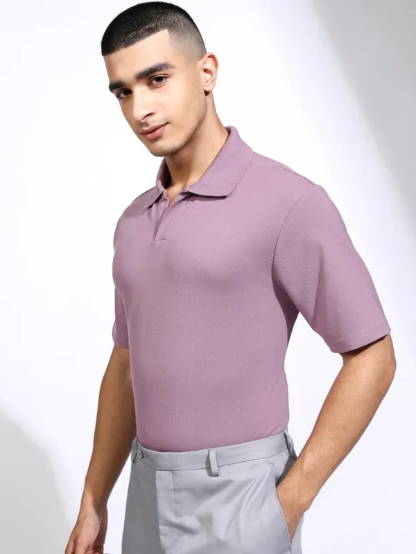 Highlander Men Mauve Solid Polo Collar T-Shirt
