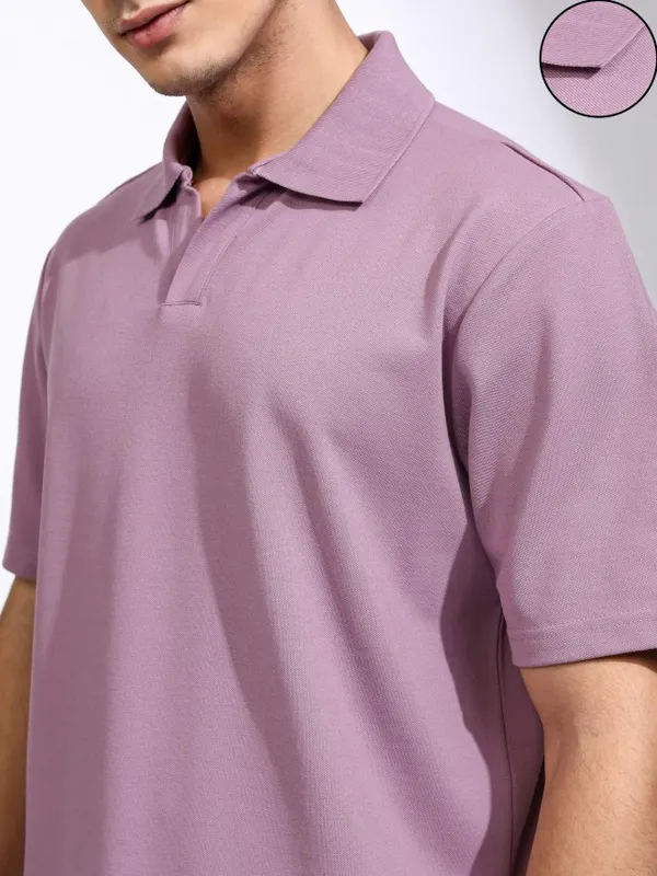 Highlander Men Mauve Solid Polo Collar T-Shirt