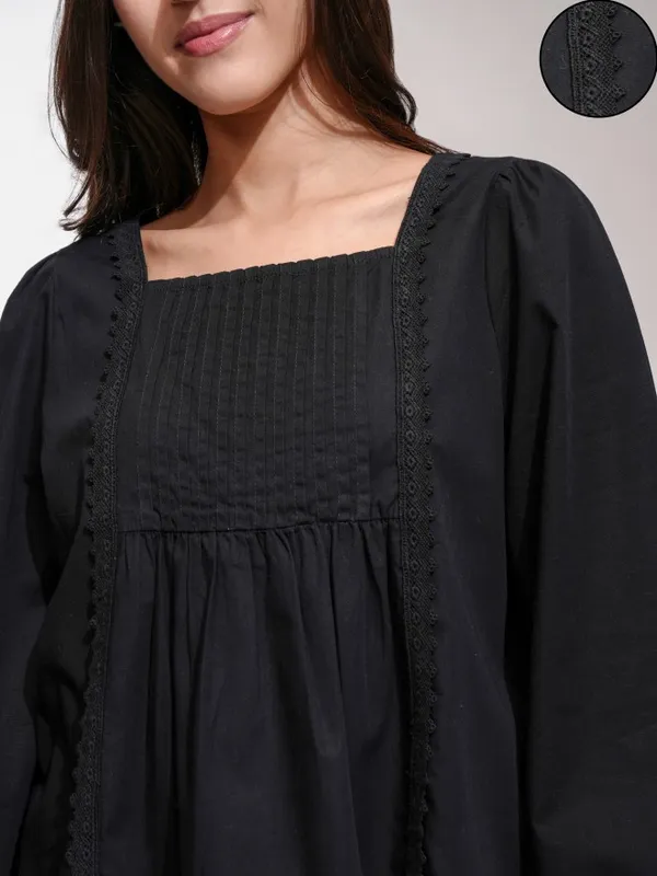 Solid Blouson Top