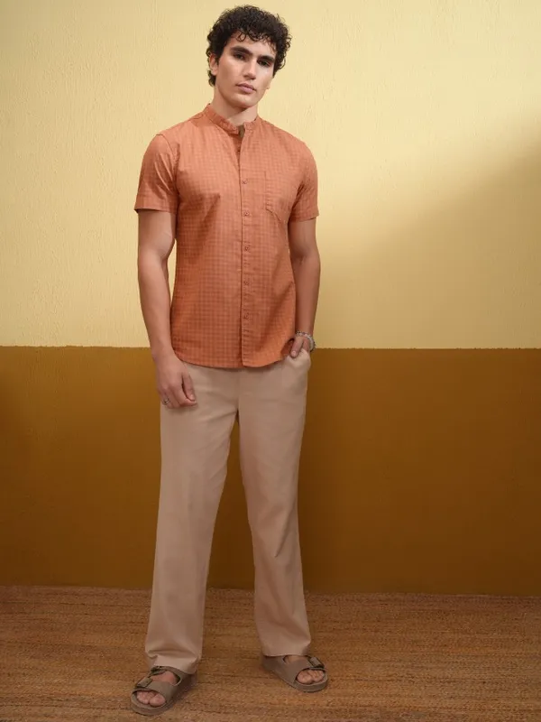 Highlander Men Rust Checked Regular Fit Casual Shirt