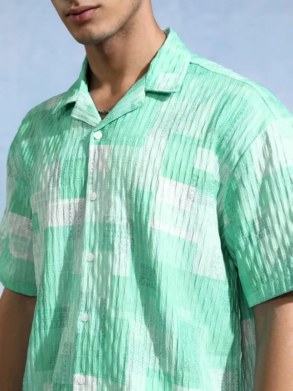 Highlander Men Green Textured Relaxed Fit Casual Shirt
