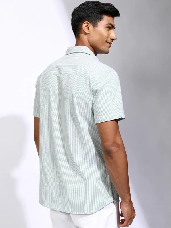 Locomotive Men Teal Striped Regular Fit Casual Shirt