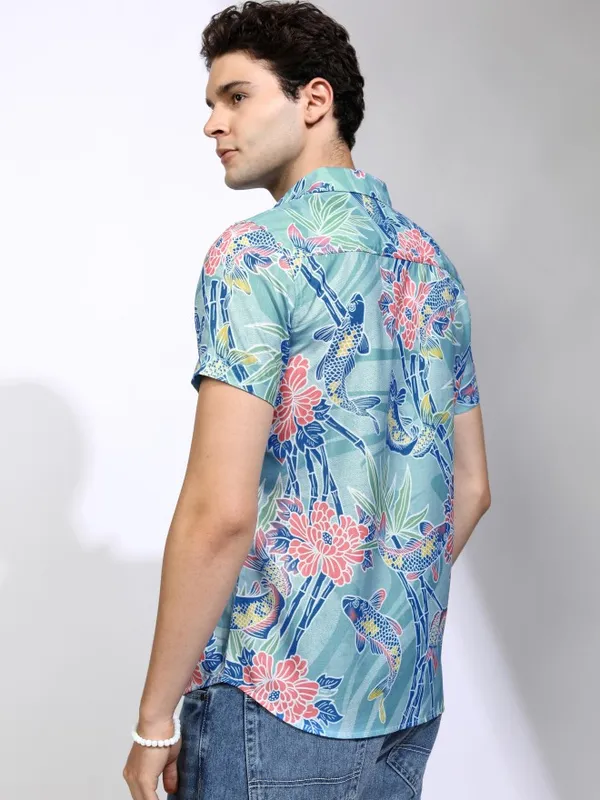 Highlander Men Teal Printed Regular Fit Casual Shirt