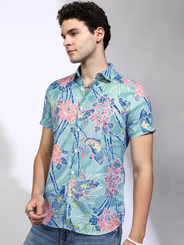 Highlander Men Teal Printed Regular Fit Casual Shirt
