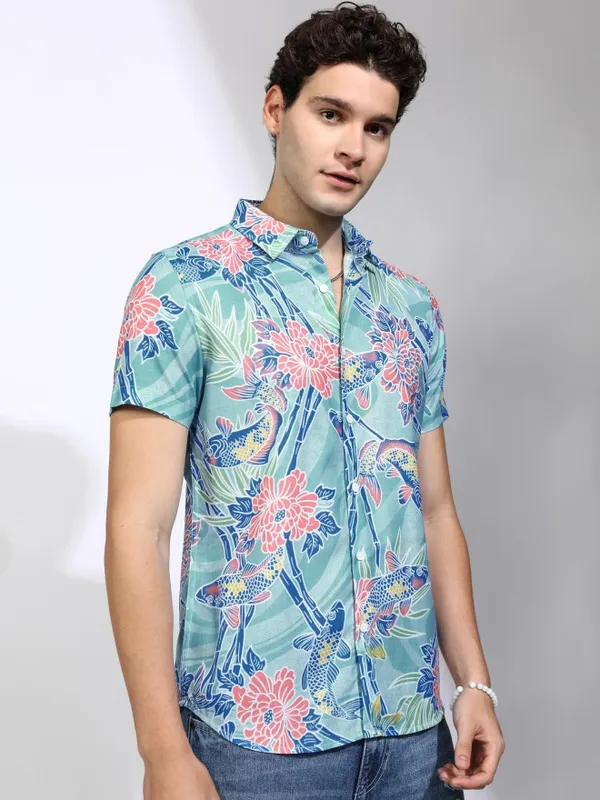 Highlander Men Teal Printed Regular Fit Casual Shirt