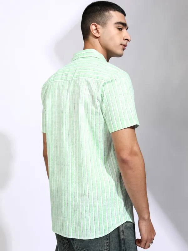 Highlander Men Green Striped Regular Fit Casual Shirt