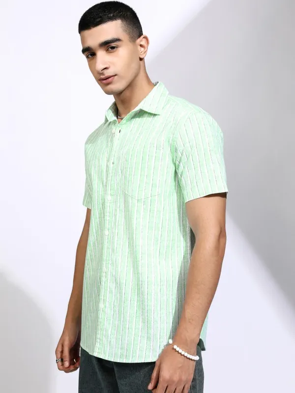 Highlander Men Green Striped Regular Fit Casual Shirt