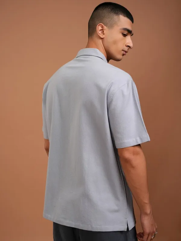 Highlander Men Blue Solid Relaxed Fit Casual Shirt