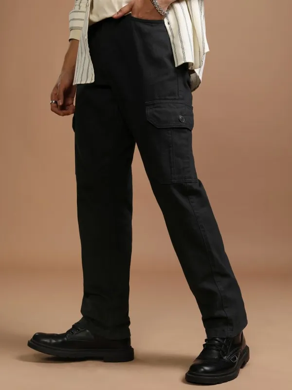 Men Straight Fit Cargo Jeans