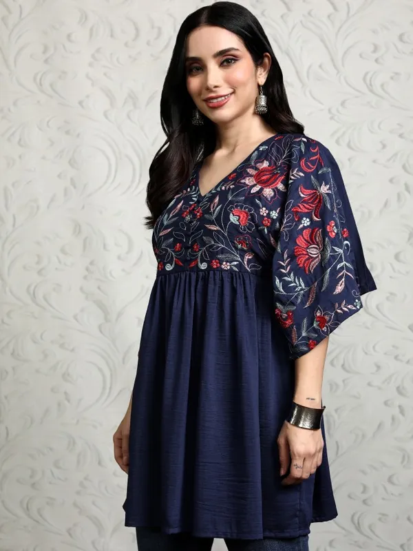 Vishudh Women Navy Blue Embroidered Tunic