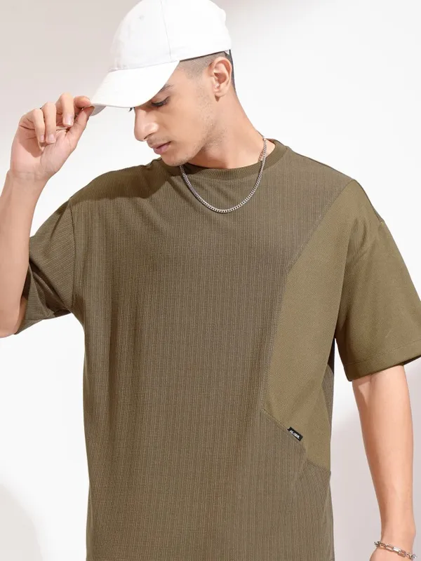 Highlander Men Olive Self Design Round Neck Oversized Fit T-Shirt