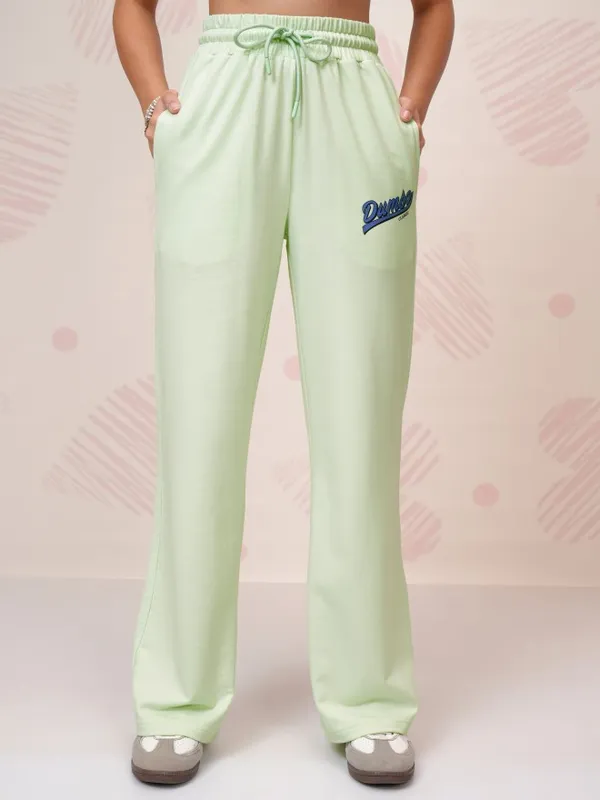 Disney By Tokyo Talkies Women Green Dumbo T-Shirt With Trousers Co-Ords