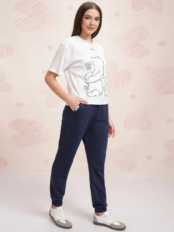 Winnie The Pooh Women T-Shirt With Joggers Co-Ords
