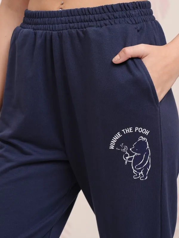 Disney By Tokyo Talkies Women White Winnie The Pooh T-shirt With Joggers