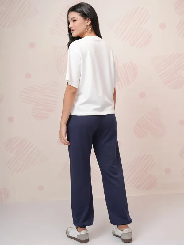 Disney By Tokyo Talkies Women White Mickey Mouse T-Shirt With Joggers Co-Ords