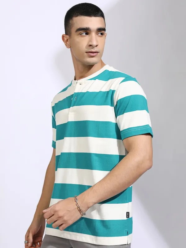 Highlander Men Off White Striped Relaxed Fit T-Shirt