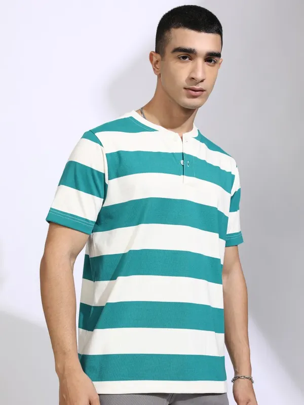 Highlander Men Off White Striped Relaxed Fit T-Shirt