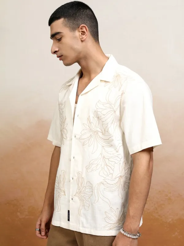 Men Relaxed Fit Casual Shirt