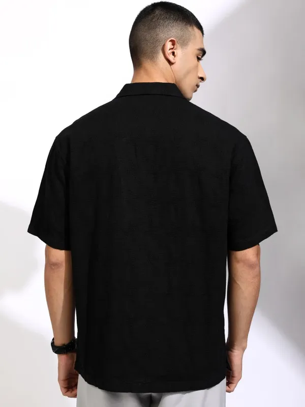 Highlander Men Black Textured Relaxed Fit Casual Shirt
