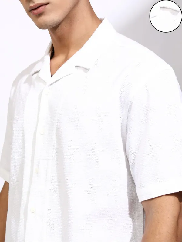 Highlander Men White Textured Relaxed Fit Casual Shirt