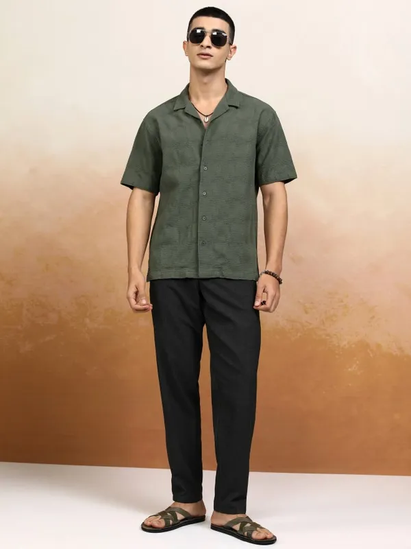 Highlander Men Olive Textured Relaxed Fit Casual Shirt